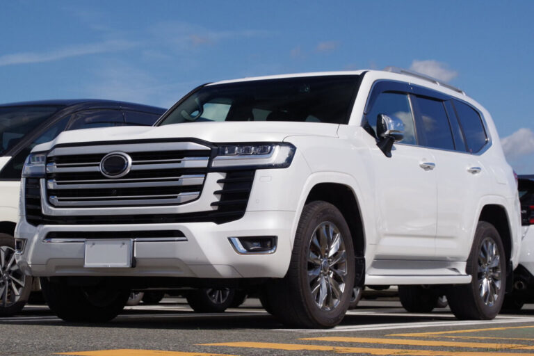 トヨタ ランドクルーザー300